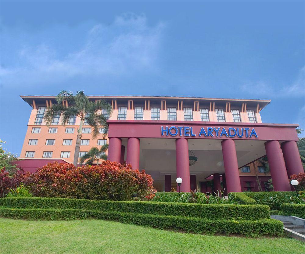 Aryaduta Lippo Village Tangerang Exterior photo